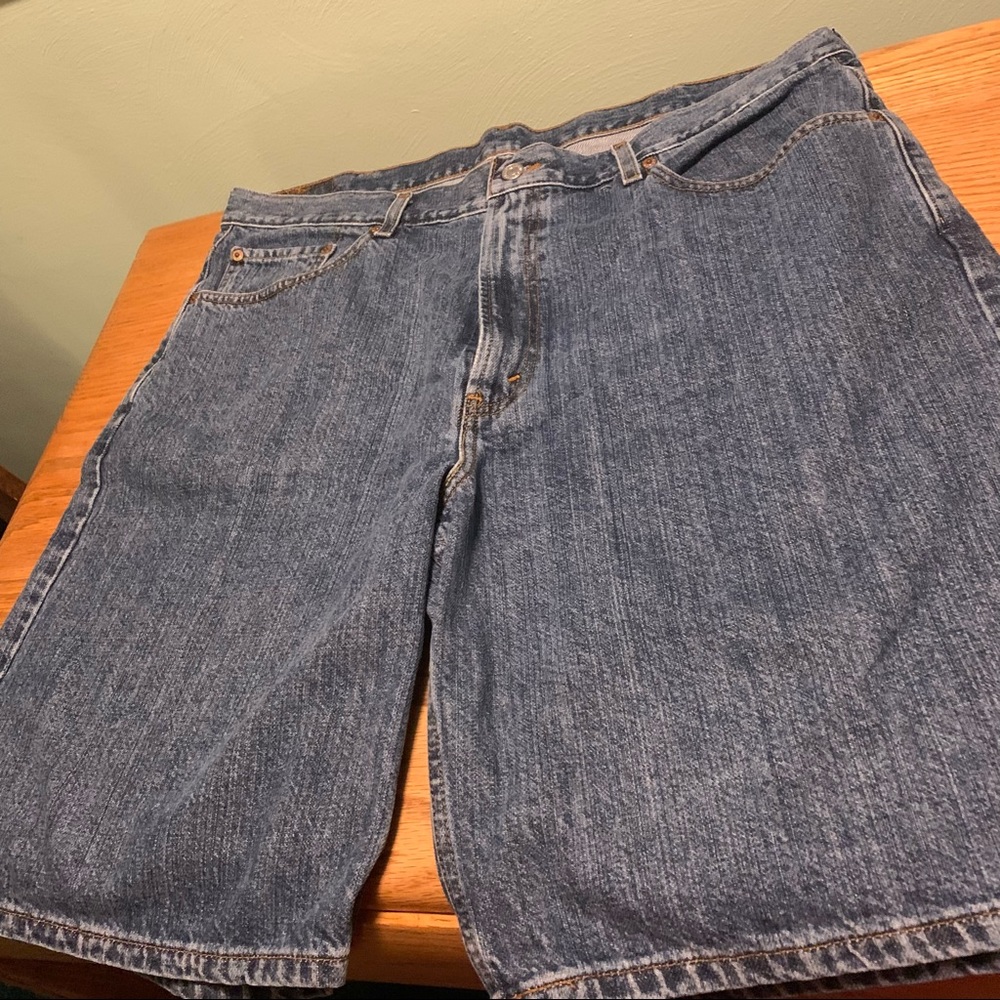 Levi’s 550 Relaxed Fit Shorts 10” inseam